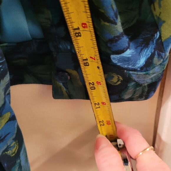 Vintage Womens Floral Collard Button Up Shirt Blue & Green Size L Whimsy Goth - Picture 8 of 9